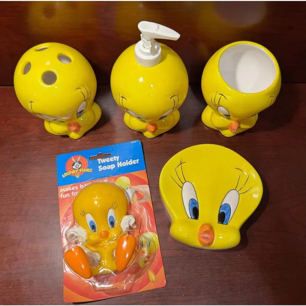 Vintage 1998 Set of 5 Tweety Bathroom Accessory Warner Brothers Looney Tunes